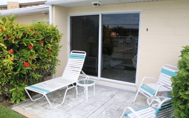 Jamaica Royale - 008 - 1 Br Apts