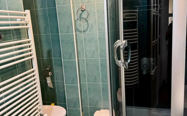 Emma Hostel