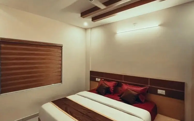 Azay Luxurious Apartment