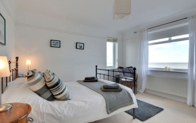 Holiday Home Marina