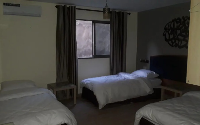 Layaali Amman Hostel