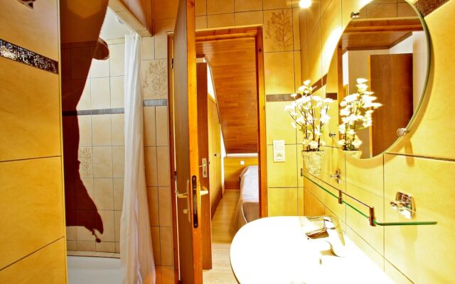 Combas Village De Gites