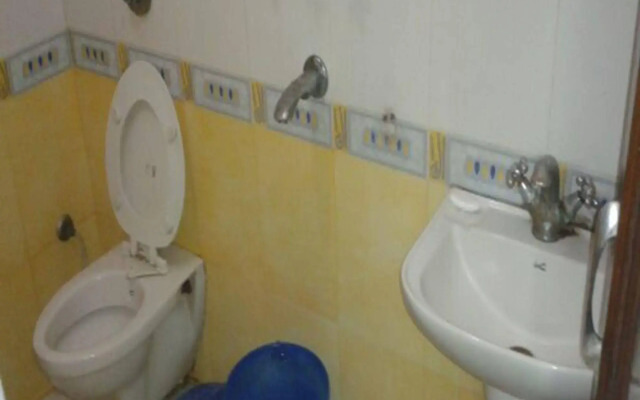 Hotel Yuvraj Deluxe