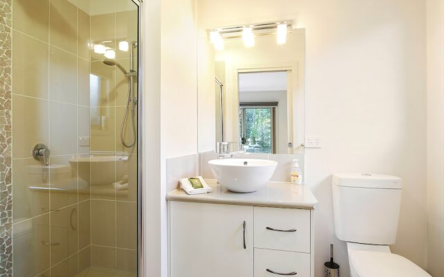 Bright Delight - Modern Luxury