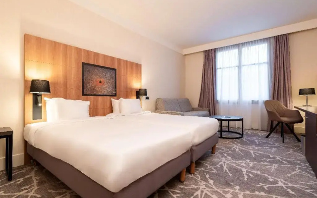 Doubletree By Hilton Paris Boulogne