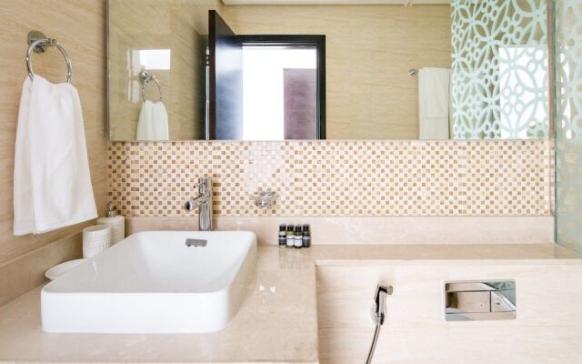 Upscale 2BR Apartment In Downtown Dubai