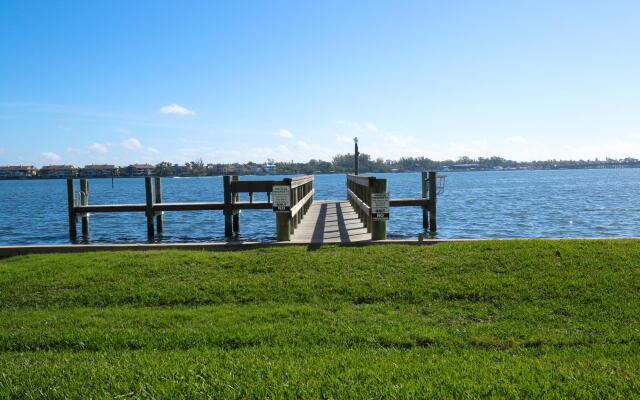 Anna Maria Island Beach Palms 7A