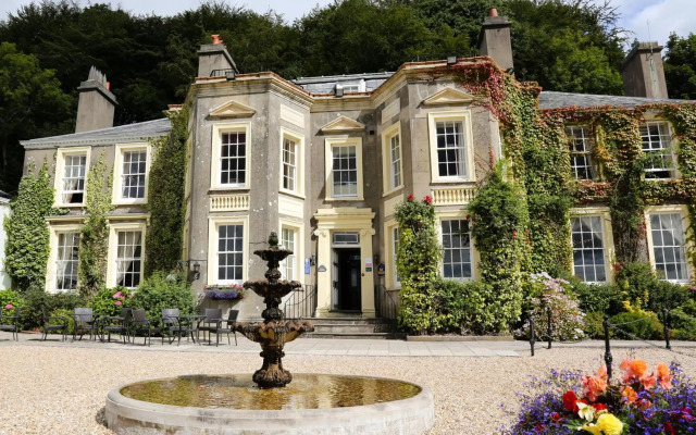 New House Country Hotel