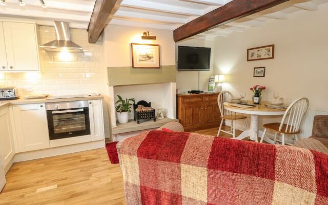 France Fold Cottage