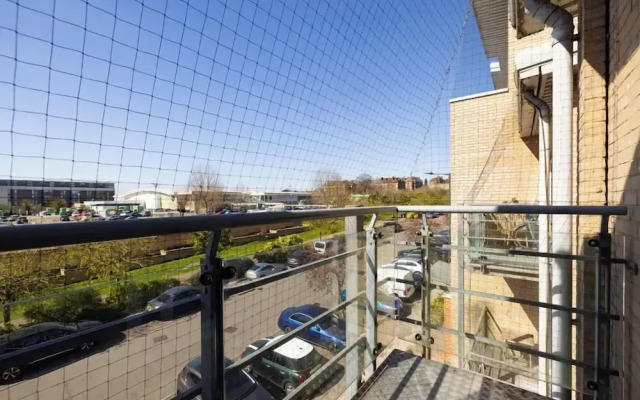 2 Bedrooms Apartment in Wembley