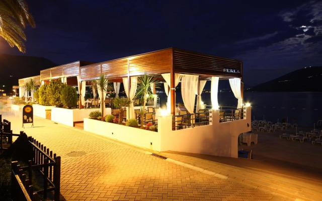 Hotel Perla