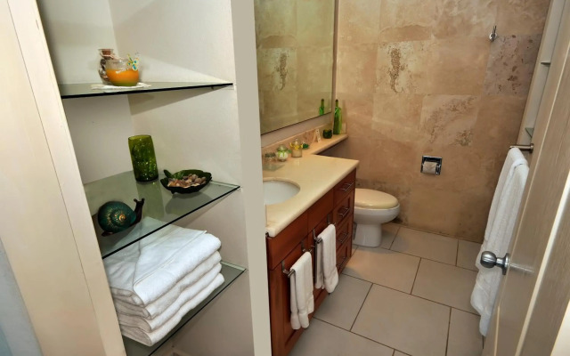 Marina Banderas Suites