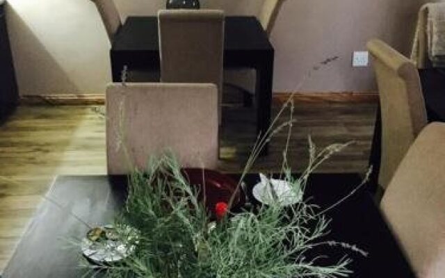 The Hedge Guesthouse