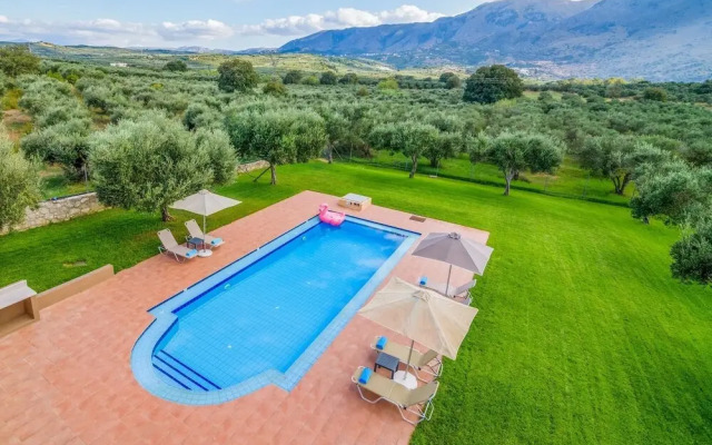 Villa Ostria Near Georgioupolis - 3bd 2ba