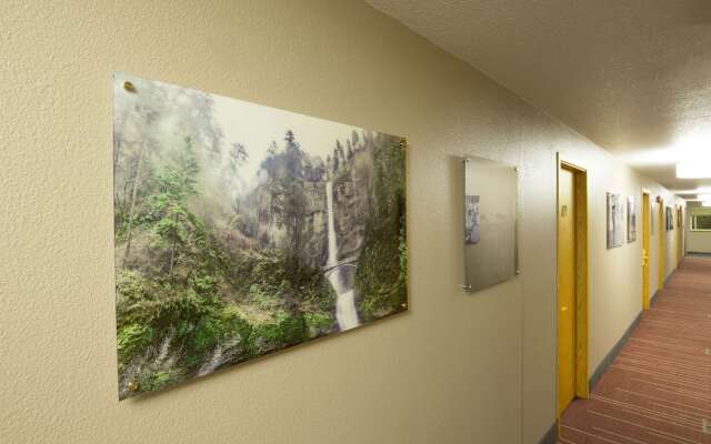 Travelodge by Wyndham East Portland/Gresham