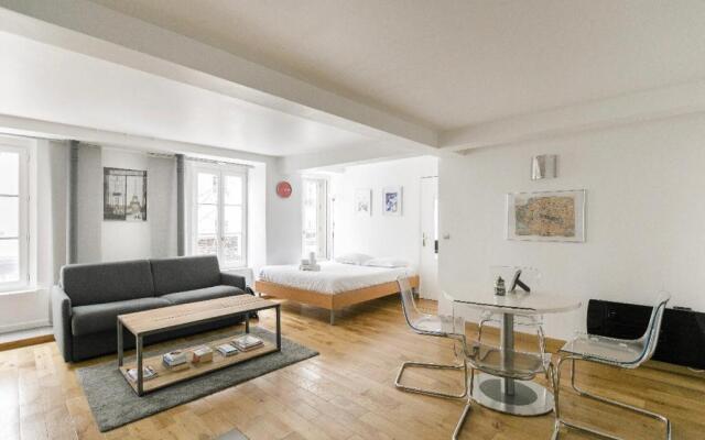 50m2 Rue Rambuteau/Pompidou/Marais/Hotel de Ville