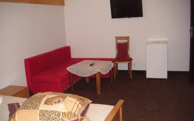 Magdalenka - pokoje w centrum