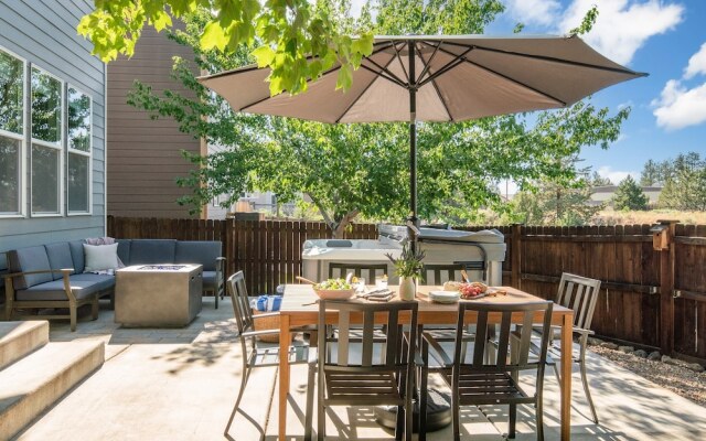 Ponderosa Pines by Avantstay Gorgeous Deck, 10 Mins From Central Bend Family Friendly,