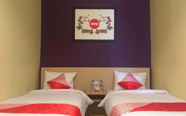 OYO 1095 Rap Hotel – Guest Rooms – Balige