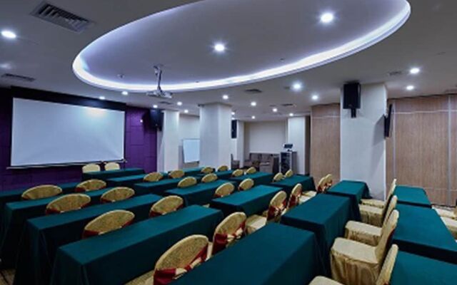 Shenzhen Renshanheng Hotel