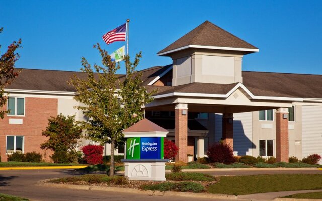 Links Bos Landen Hotel & Spa of Pella, Trademark by Wyndham