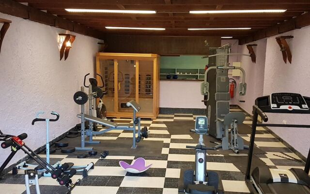 House With 5 Bedrooms in Verdun-en-lauragais, With Pool Access, Furnis