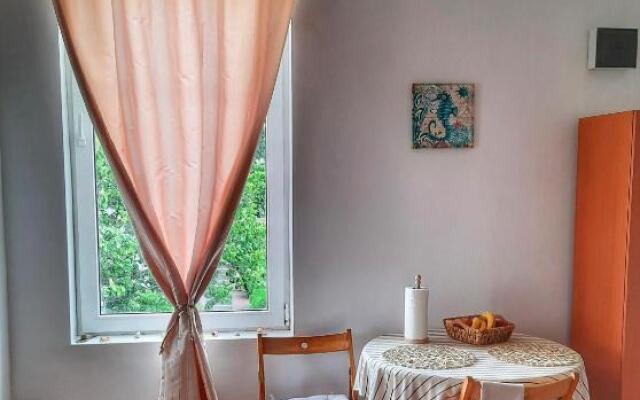 Cozy Summer Residence - Studio With pool