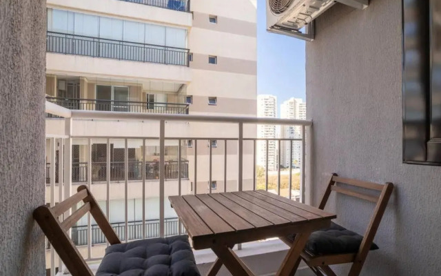 BHomy Bela Vista Moderno com varanda Y804B