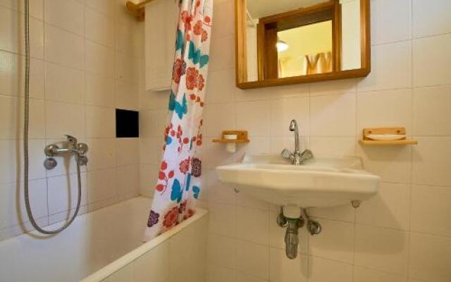 Meraki Apartments and Studios