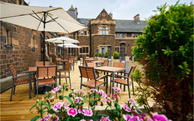 The Stirling Highland Hotel