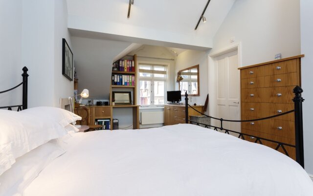 Veeve - Parliament Hill Townhouse