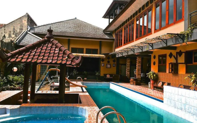 Villa Alifa