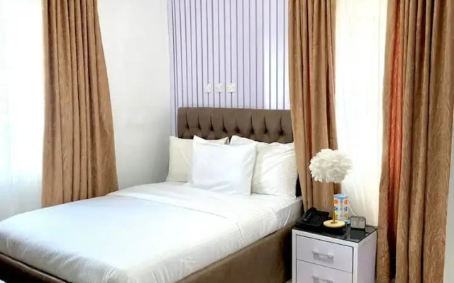 Am Place Luxury Apartments