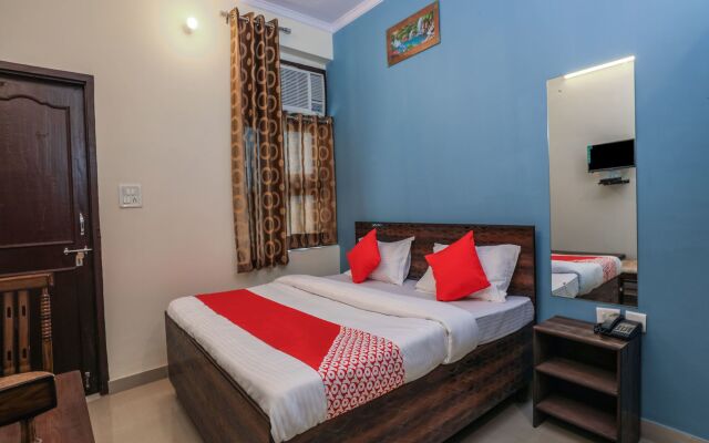 OYO 14911 New Airport Residency