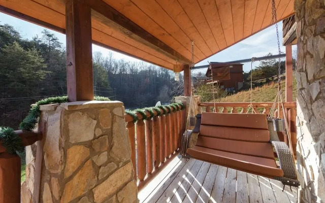 Something Extra 2 Bedroom Cabin by RedAwning