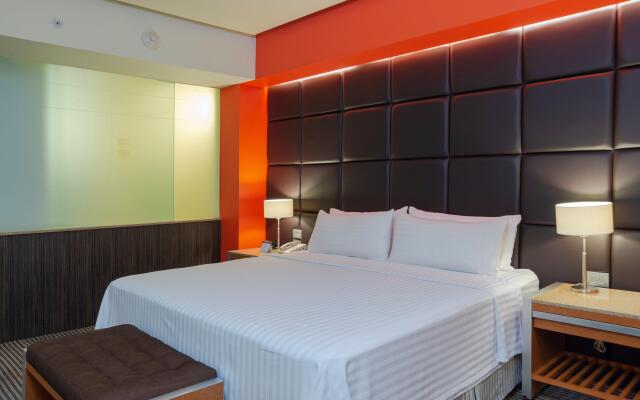 Holiday Inn Mexico City - Plaza Universidad, an IHG Hotel