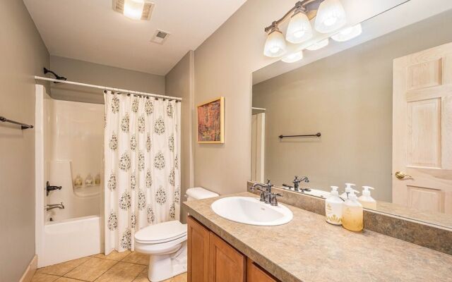 Glass Mountain Lodge