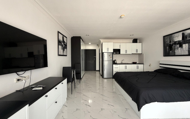 Spacious Studio With Balcony - TW Platinum Suites, Jomtien