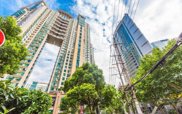 Jiarong Apartment Hotel
