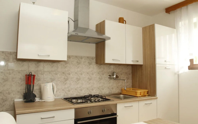 Apartments and Rooms Krizmanic