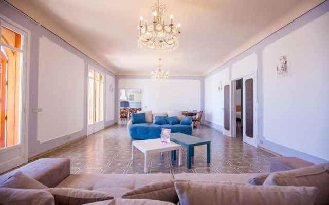 IzzHome Panorama