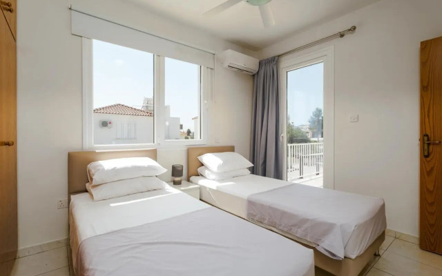 Villa Thalia Dafni 1