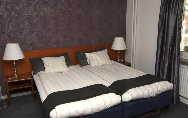 Hotel Aveny Bed & Breakfast