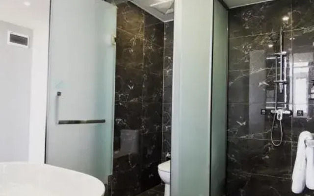 Huamei Elegant Hotel (Huashan Scenic Area Tourist Center)