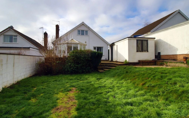 Becky's Bungalow by Tŷ SA - NEW Sleeps 8