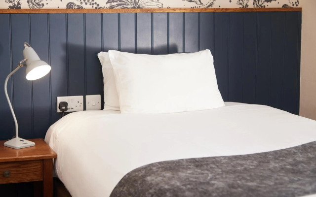 Swan Hotel by Greene King Inns