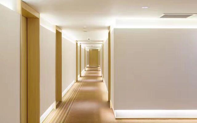 JI Hotel Shanghai Hongqiao Wuzhong Road
