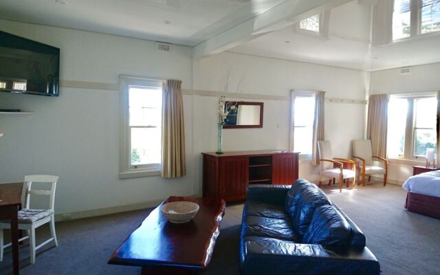 Portsea Hotel