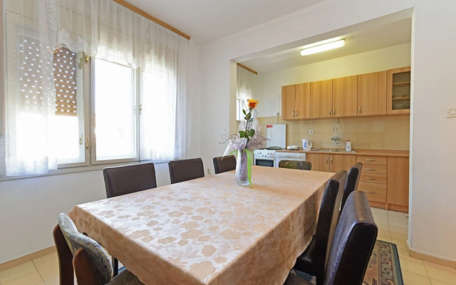 Apartment 74