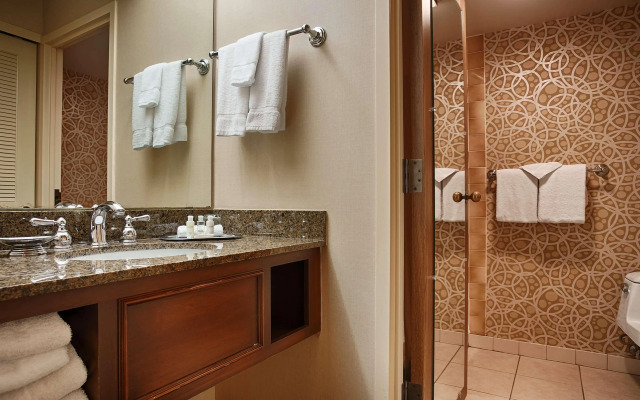 Best Western Plus The Normandy Inn & Suites